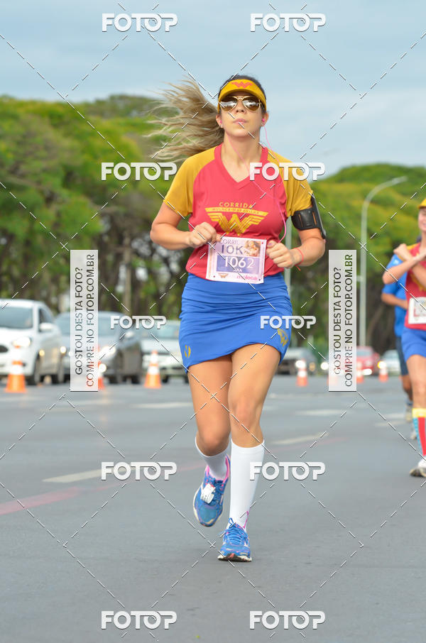 Achetez vos photos de l'vnementCorrida Mulher-Maravilha - Braslia sur Fotop