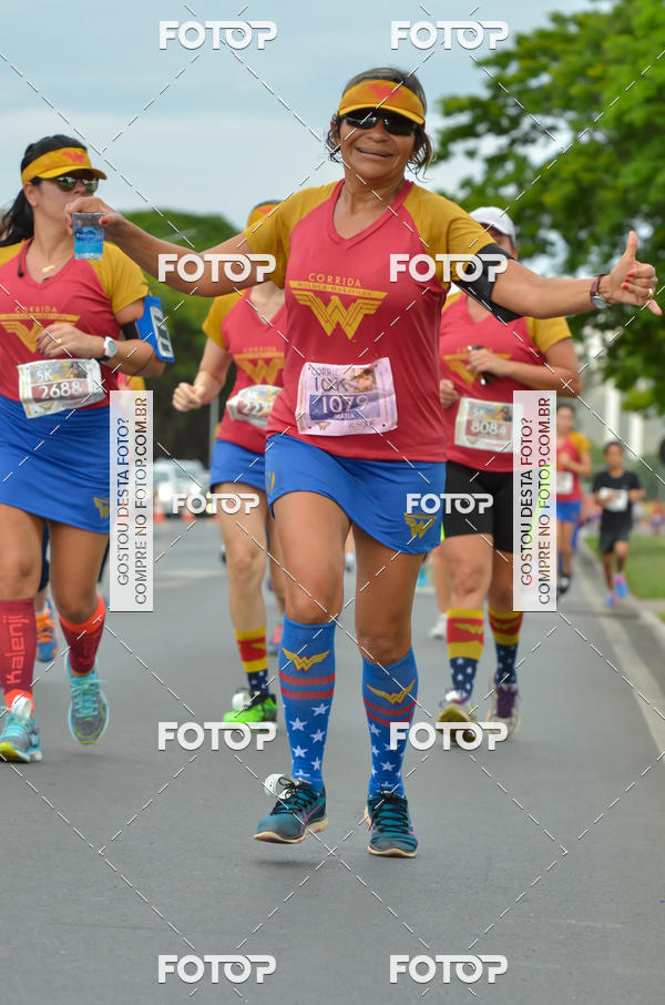 Buy your photos of the eventCorrida Mulher-Maravilha - Bras�lia on Fotop