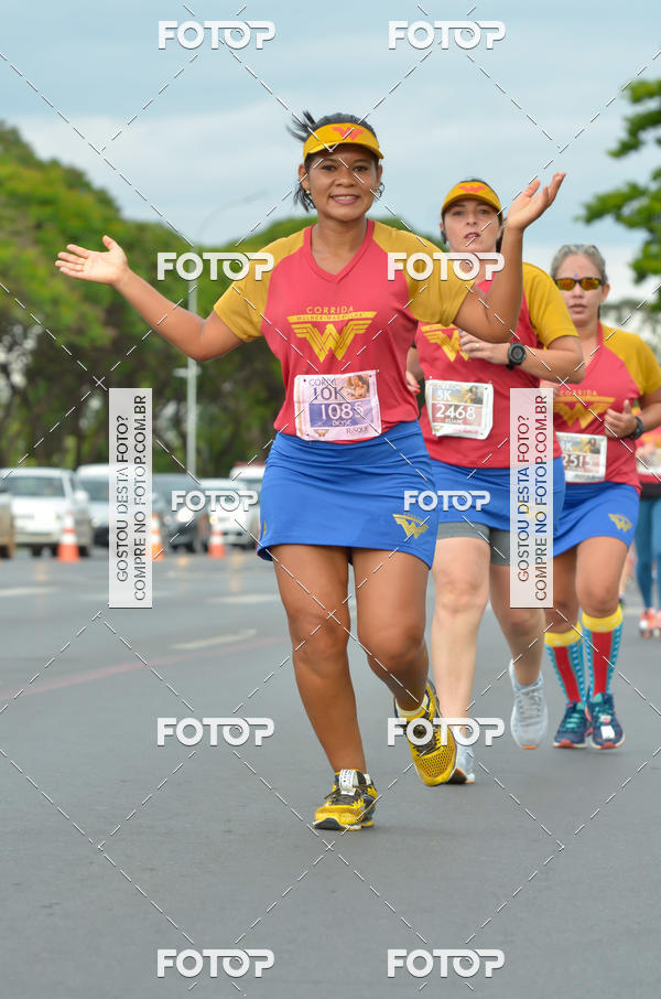 Buy your photos of the eventCorrida Mulher-Maravilha - Bras�lia on Fotop