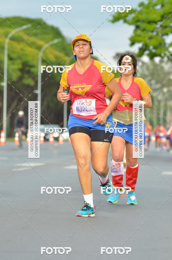Achetez vos photos de l'vnementCorrida Mulher-Maravilha - Braslia sur Fotop