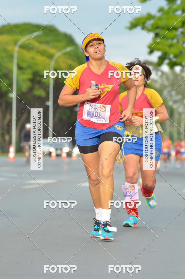 Achetez vos photos de l'vnementCorrida Mulher-Maravilha - Braslia sur Fotop