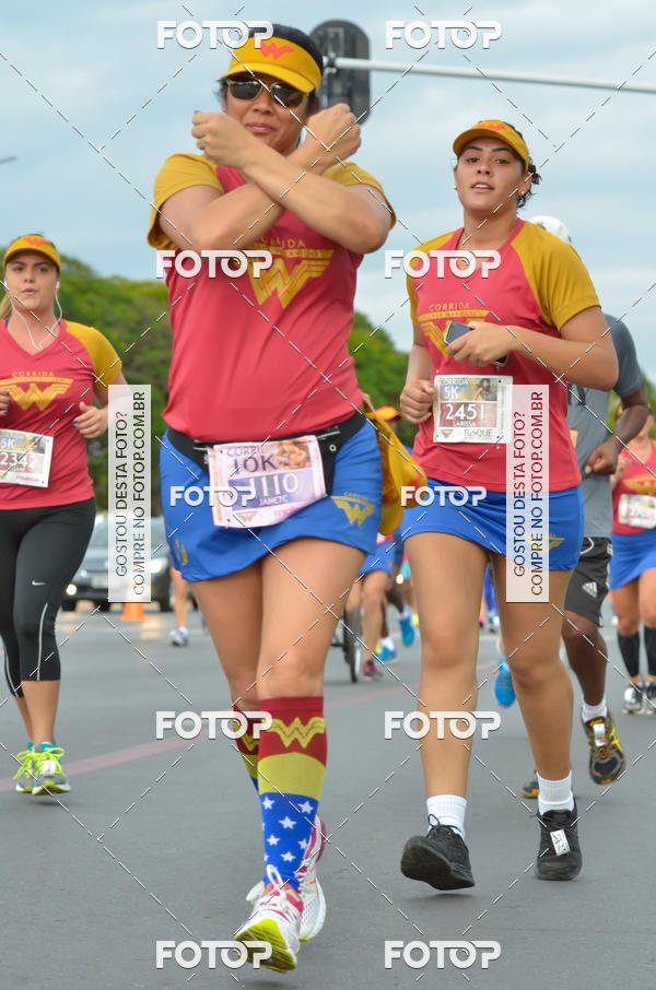 Buy your photos of the eventCorrida Mulher-Maravilha - Bras�lia on Fotop