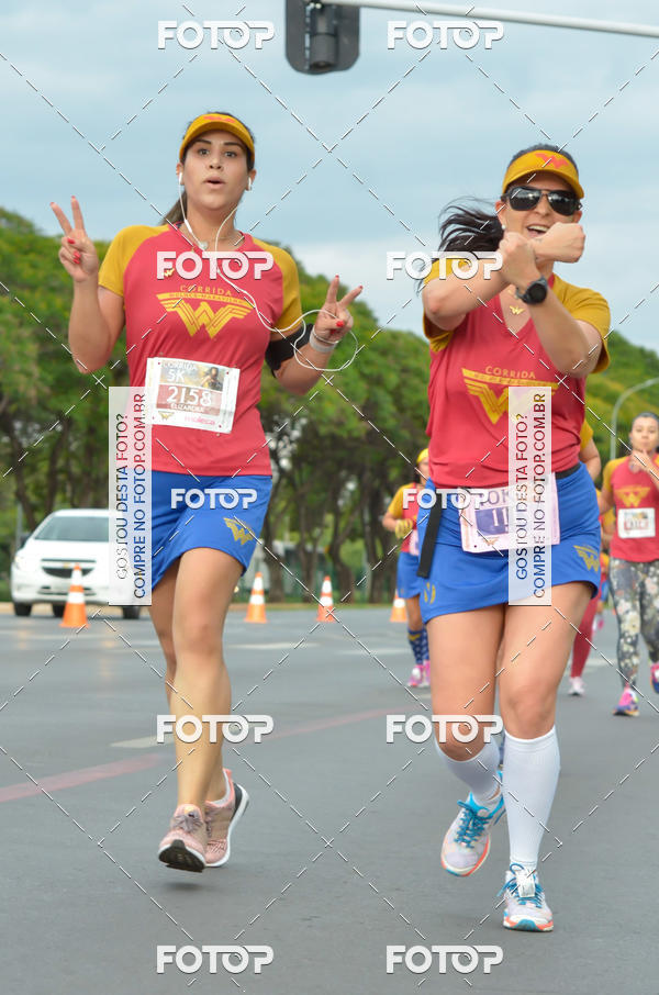 Buy your photos of the eventCorrida Mulher-Maravilha - Bras�lia on Fotop