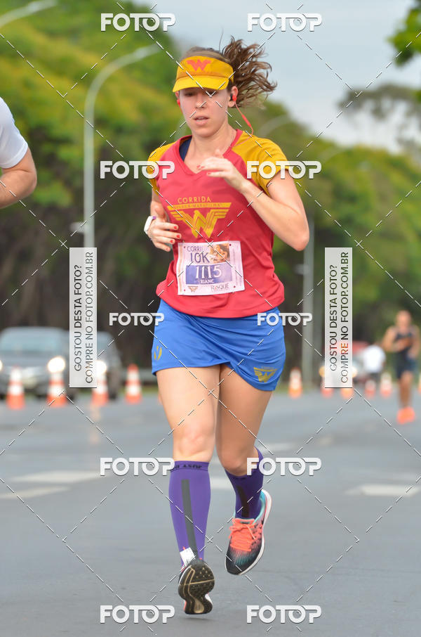 Achetez vos photos de l'vnementCorrida Mulher-Maravilha - Braslia sur Fotop