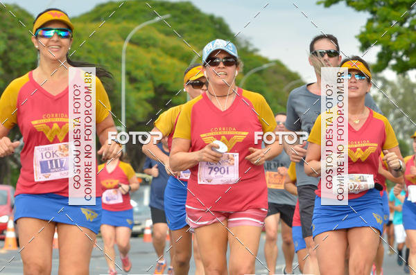 Achetez vos photos de l'vnementCorrida Mulher-Maravilha - Braslia sur Fotop