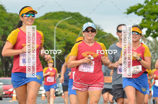 Achetez vos photos de l'vnementCorrida Mulher-Maravilha - Braslia sur Fotop