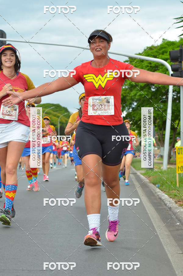 Buy your photos of the eventCorrida Mulher-Maravilha - Bras�lia on Fotop