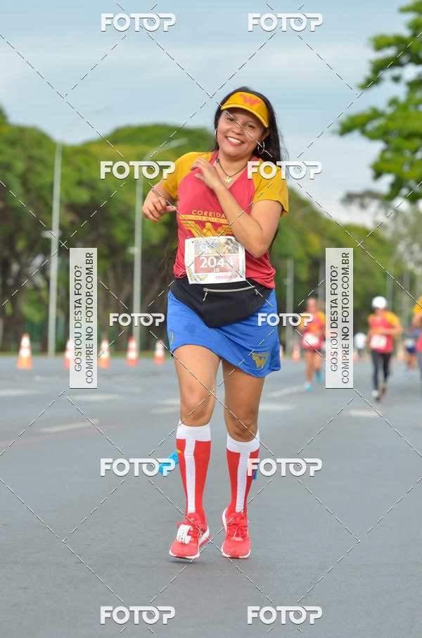 Achetez vos photos de l'vnementCorrida Mulher-Maravilha - Braslia sur Fotop