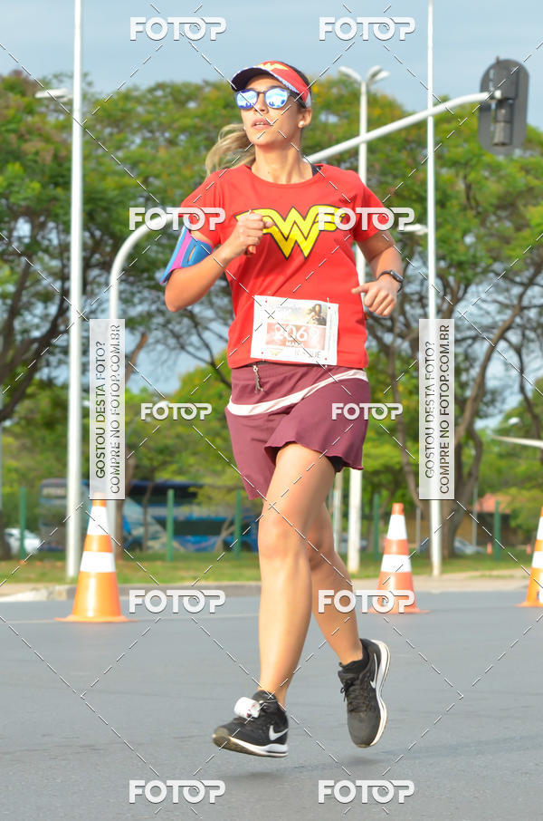 Buy your photos of the eventCorrida Mulher-Maravilha - Bras�lia on Fotop
