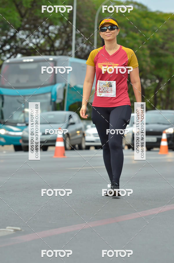 Buy your photos of the eventCorrida Mulher-Maravilha - Bras�lia on Fotop