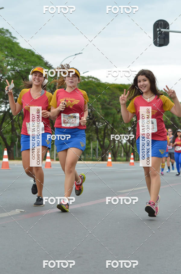 Buy your photos of the eventCorrida Mulher-Maravilha - Bras�lia on Fotop