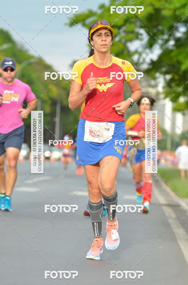 Buy your photos of the eventCorrida Mulher-Maravilha - Bras�lia on Fotop