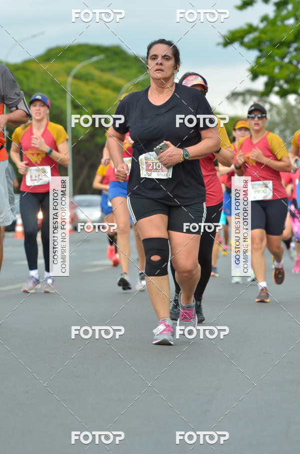 Buy your photos of the eventCorrida Mulher-Maravilha - Bras�lia on Fotop
