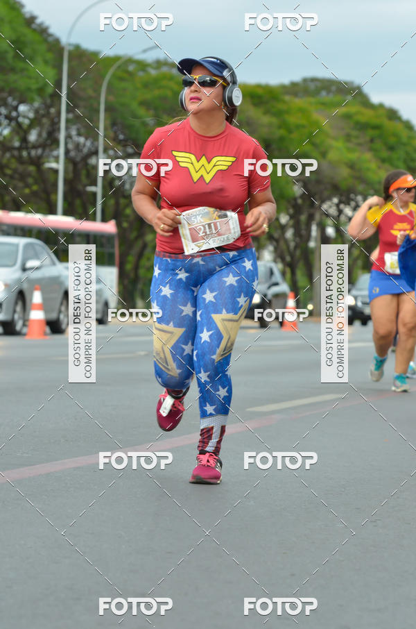Buy your photos of the eventCorrida Mulher-Maravilha - Bras�lia on Fotop