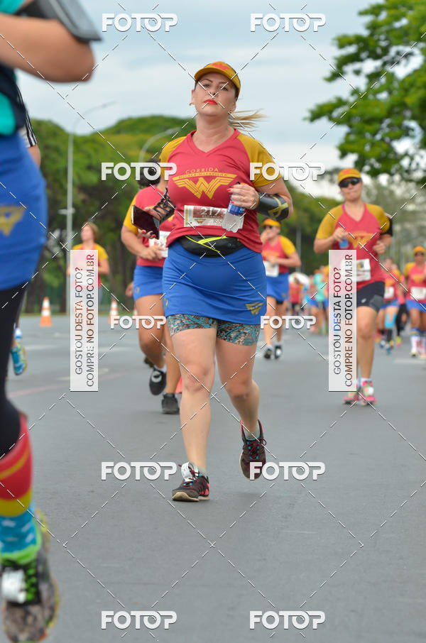Buy your photos of the eventCorrida Mulher-Maravilha - Bras�lia on Fotop