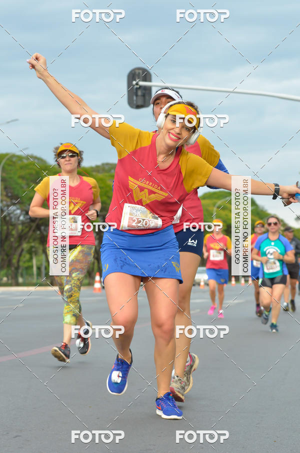 Buy your photos of the eventCorrida Mulher-Maravilha - Bras�lia on Fotop