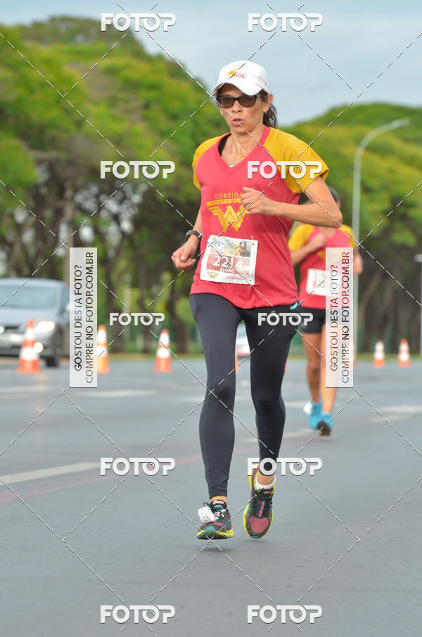 Buy your photos of the eventCorrida Mulher-Maravilha - Bras�lia on Fotop