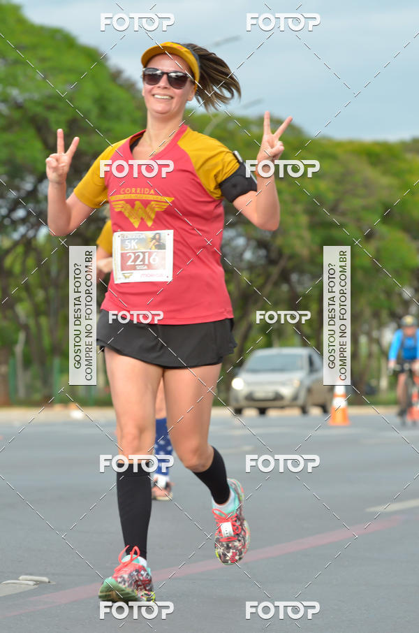 Buy your photos of the eventCorrida Mulher-Maravilha - Bras�lia on Fotop