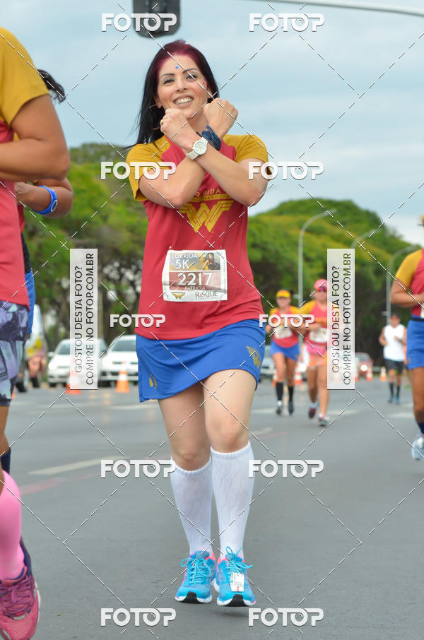 Buy your photos of the eventCorrida Mulher-Maravilha - Bras�lia on Fotop