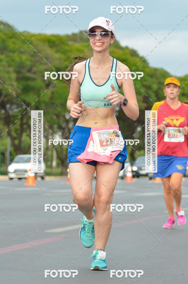 Buy your photos of the eventCorrida Mulher-Maravilha - Bras�lia on Fotop