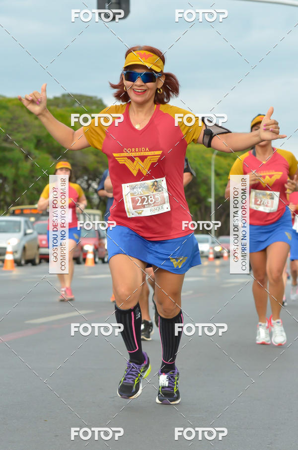 Buy your photos of the eventCorrida Mulher-Maravilha - Bras�lia on Fotop