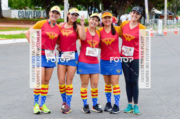 Buy your photos of the eventCorrida Mulher-Maravilha - Bras�lia on Fotop