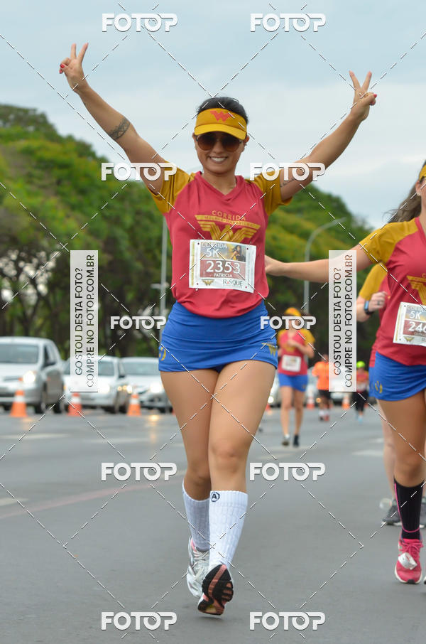 Buy your photos of the eventCorrida Mulher-Maravilha - Bras�lia on Fotop