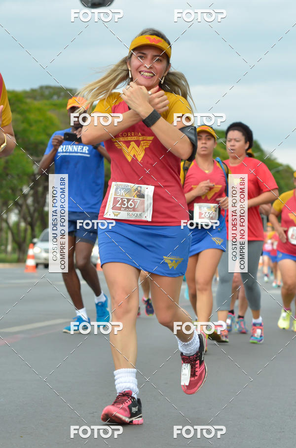 Buy your photos of the eventCorrida Mulher-Maravilha - Bras�lia on Fotop
