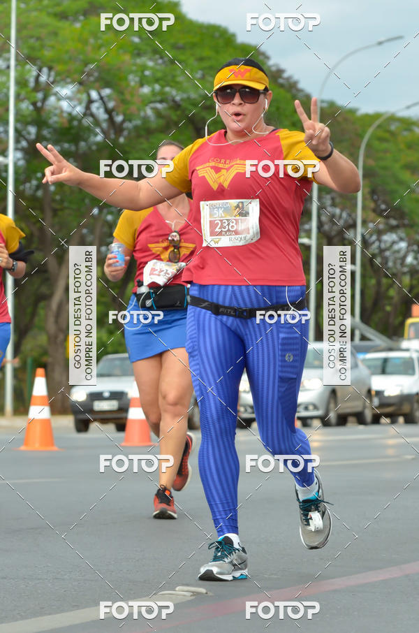 Buy your photos of the eventCorrida Mulher-Maravilha - Bras�lia on Fotop