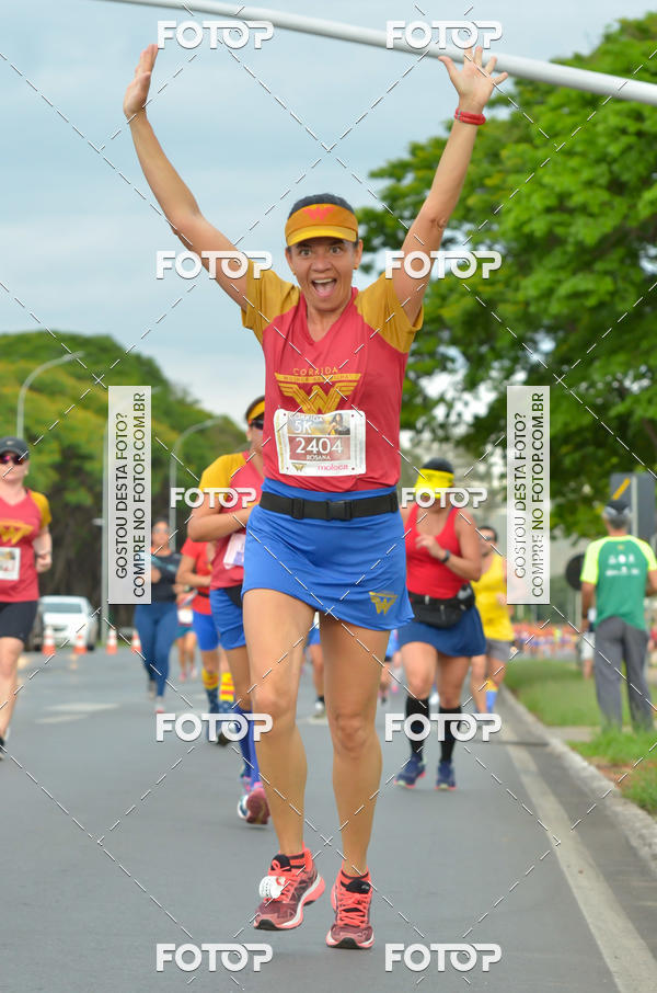 Buy your photos of the eventCorrida Mulher-Maravilha - Bras�lia on Fotop