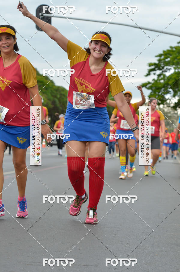 Buy your photos of the eventCorrida Mulher-Maravilha - Bras�lia on Fotop
