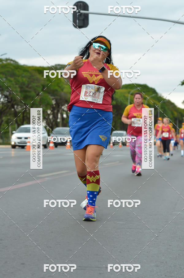 Buy your photos of the eventCorrida Mulher-Maravilha - Bras�lia on Fotop