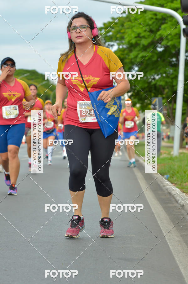 Buy your photos of the eventCorrida Mulher-Maravilha - Bras�lia on Fotop