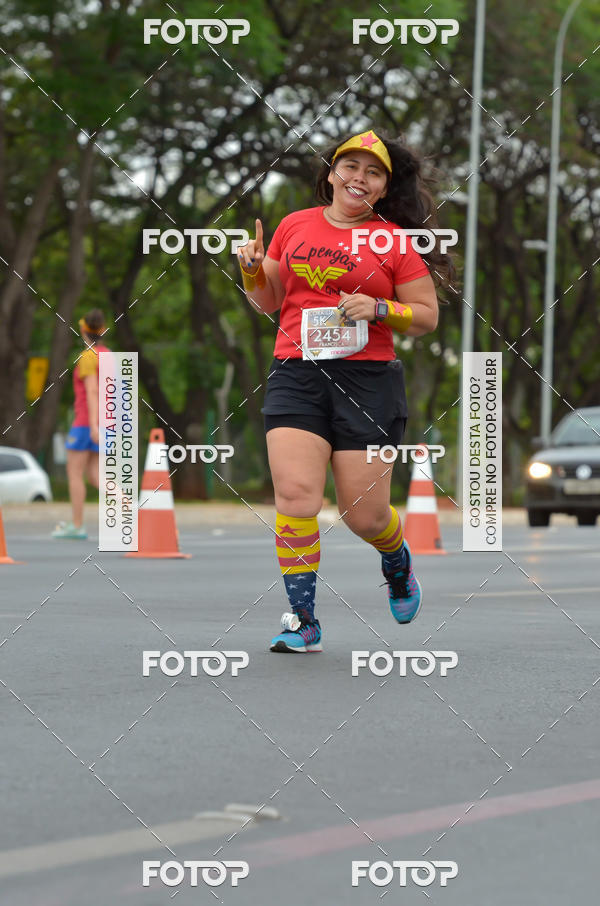 Buy your photos of the eventCorrida Mulher-Maravilha - Bras�lia on Fotop