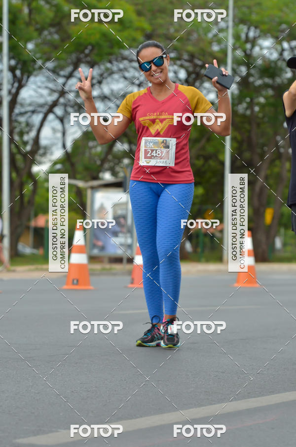 Buy your photos of the eventCorrida Mulher-Maravilha - Bras�lia on Fotop