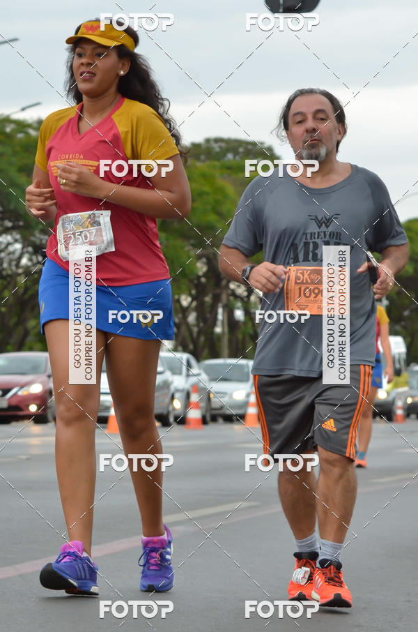 Buy your photos of the eventCorrida Mulher-Maravilha - Bras�lia on Fotop
