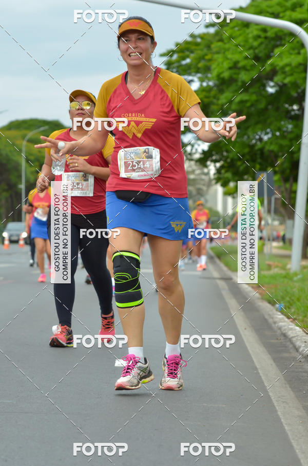 Buy your photos of the eventCorrida Mulher-Maravilha - Bras�lia on Fotop