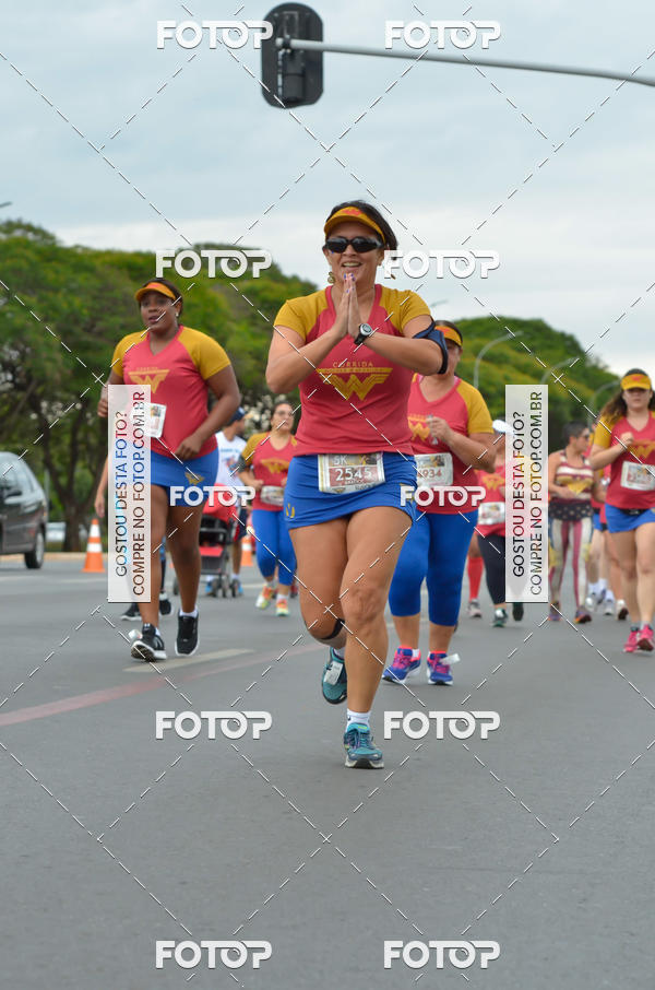 Buy your photos of the eventCorrida Mulher-Maravilha - Bras�lia on Fotop