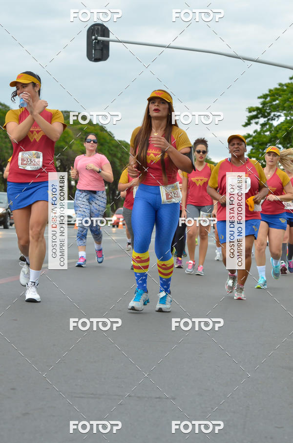 Buy your photos of the eventCorrida Mulher-Maravilha - Bras�lia on Fotop