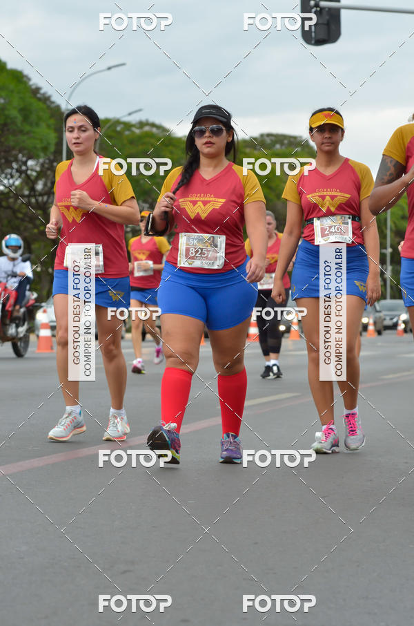 Buy your photos of the eventCorrida Mulher-Maravilha - Bras�lia on Fotop
