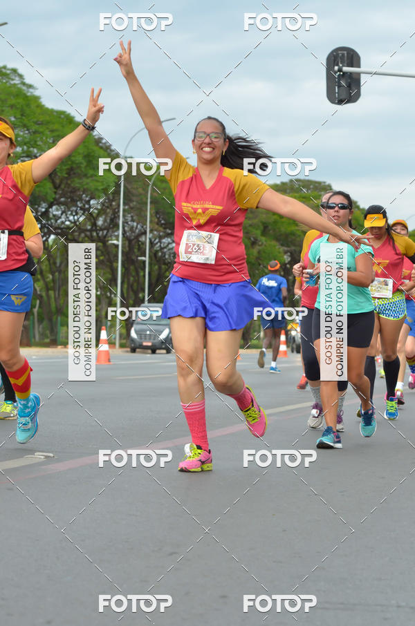 Buy your photos of the eventCorrida Mulher-Maravilha - Bras�lia on Fotop