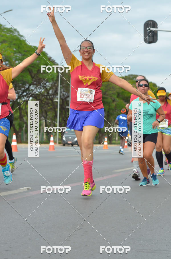 Buy your photos of the eventCorrida Mulher-Maravilha - Bras�lia on Fotop