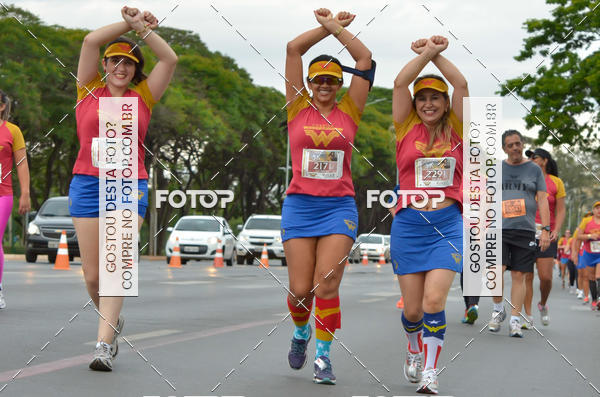 Buy your photos of the eventCorrida Mulher-Maravilha - Bras�lia on Fotop