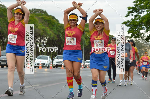 Buy your photos of the eventCorrida Mulher-Maravilha - Bras�lia on Fotop