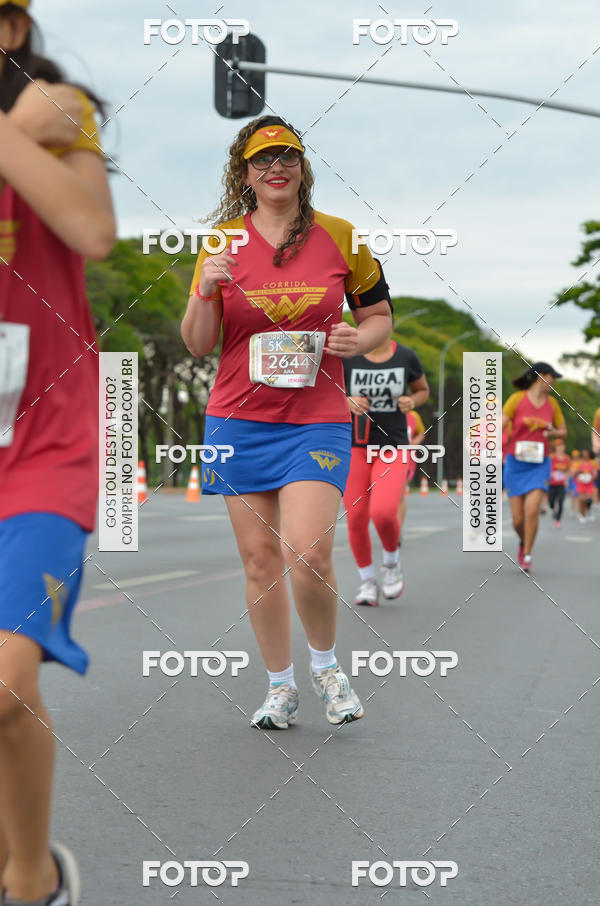 Buy your photos of the eventCorrida Mulher-Maravilha - Bras�lia on Fotop