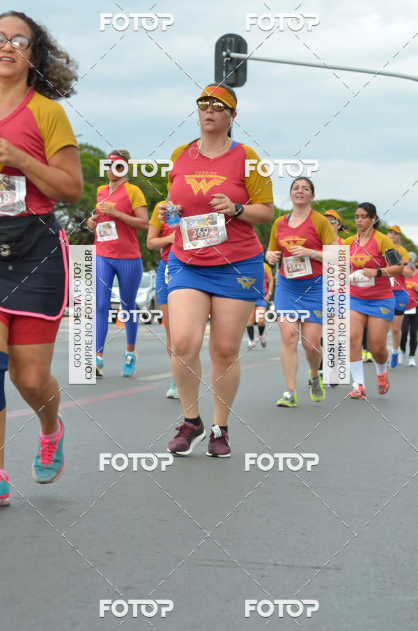 Buy your photos of the eventCorrida Mulher-Maravilha - Bras�lia on Fotop