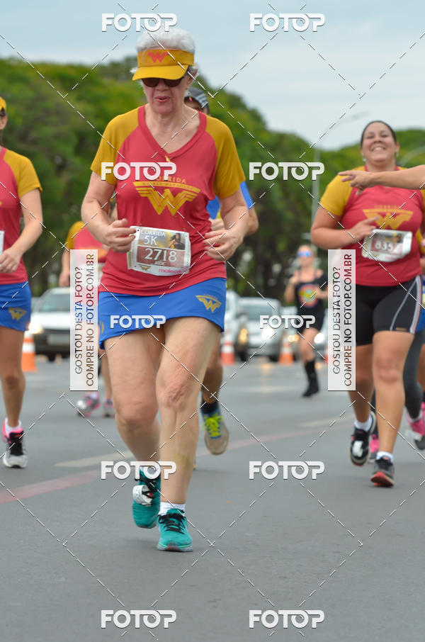 Buy your photos of the eventCorrida Mulher-Maravilha - Bras�lia on Fotop