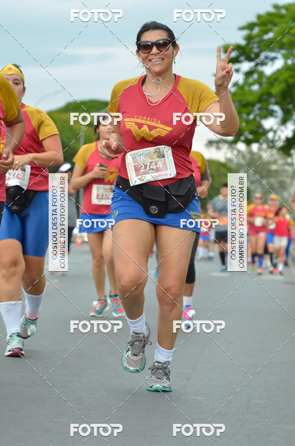 Buy your photos of the eventCorrida Mulher-Maravilha - Bras�lia on Fotop