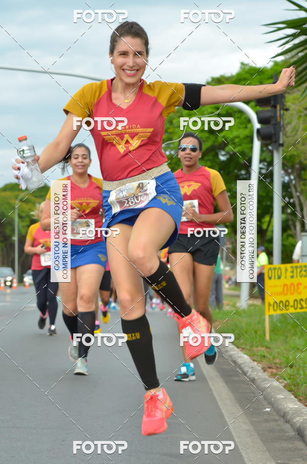 Buy your photos of the eventCorrida Mulher-Maravilha - Bras�lia on Fotop