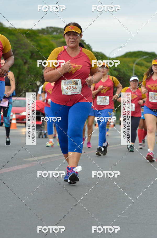 Buy your photos of the eventCorrida Mulher-Maravilha - Bras�lia on Fotop